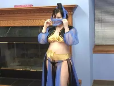 Tabuloser Fingerfick bei einer Hobbyhure mit XXL Eutern 